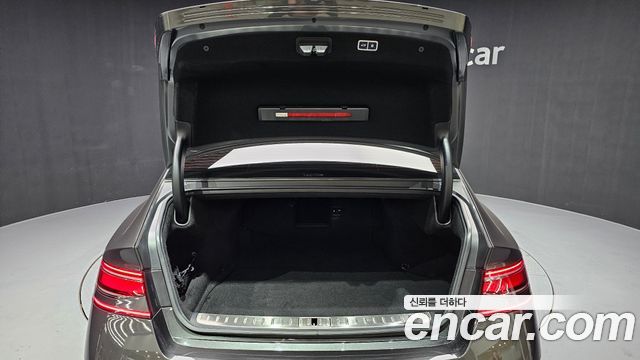 Genesis G90 2022 — photo 29