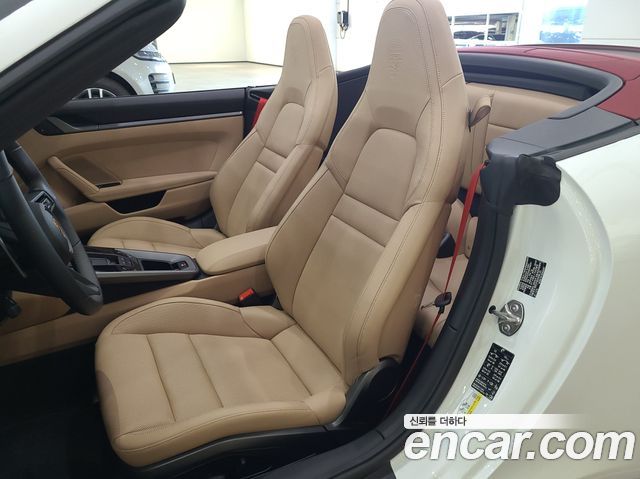 Porsche 911 2024 — photo 10