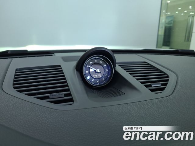 Porsche 911 2024 — photo 11