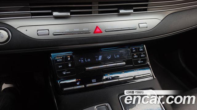 Hyundai Grandeur 2021 — photo 32