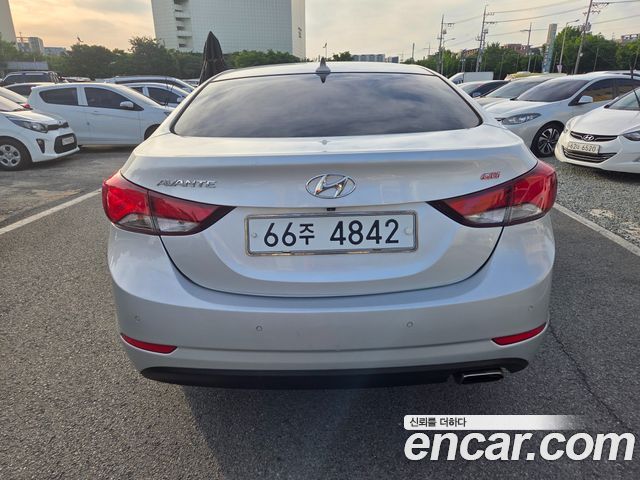 Hyundai AVANTE 2015 — photo 5