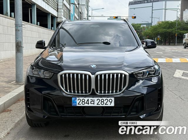 BMW X5 2026 — photo 2