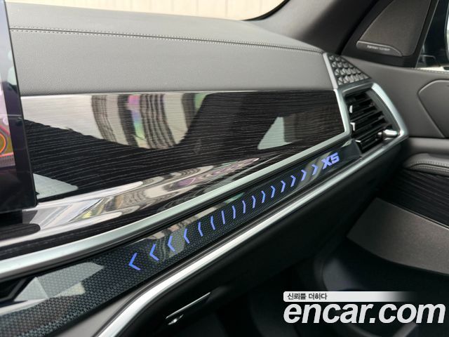 BMW X5 2026 — photo 8