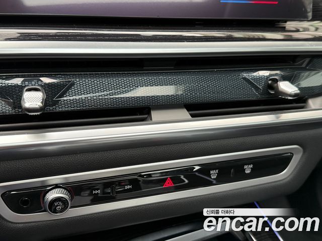 BMW X5 2026 — photo 10