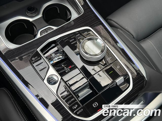 BMW X5 2026 — photo 11