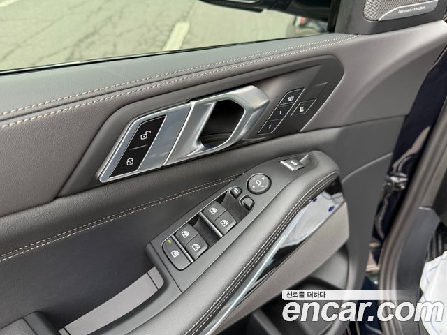 BMW X5 2026 — photo 17
