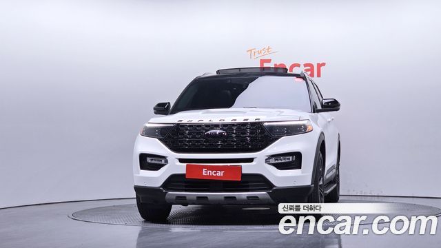 Ford Explorer 2022 — photo 3