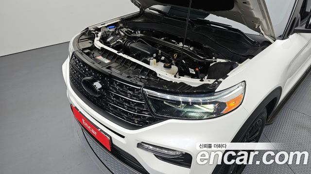 Ford Explorer 2022 — photo 6