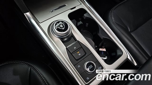 Ford Explorer 2022 — photo 12
