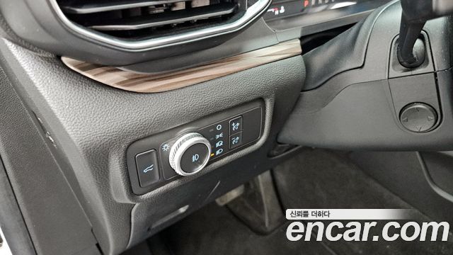 Ford Explorer 2022 — photo 22