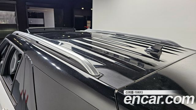 Ford Explorer 2022 — photo 32