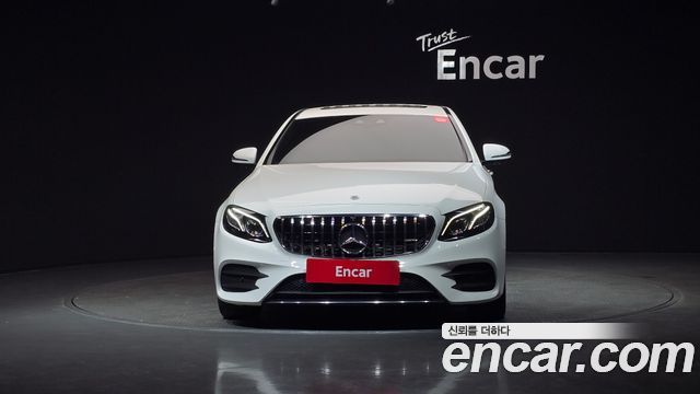 Mercedes-Benz E-Class 2018 — photo 3