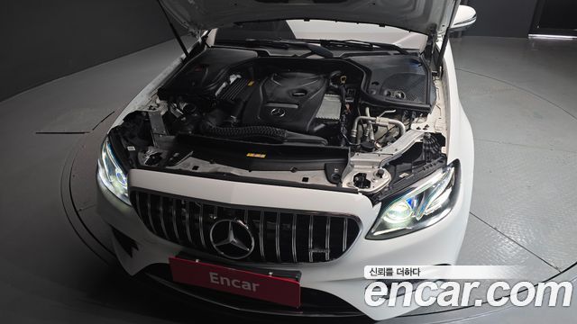 Mercedes-Benz E-Class 2018 — photo 6