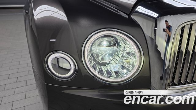 Bentley Mulsanne 2018 — photo 8