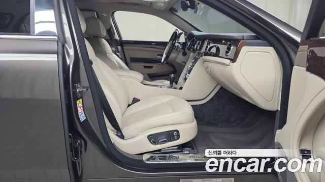 Bentley Mulsanne 2018 — photo 16
