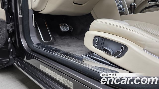 Bentley Mulsanne 2018 — photo 28