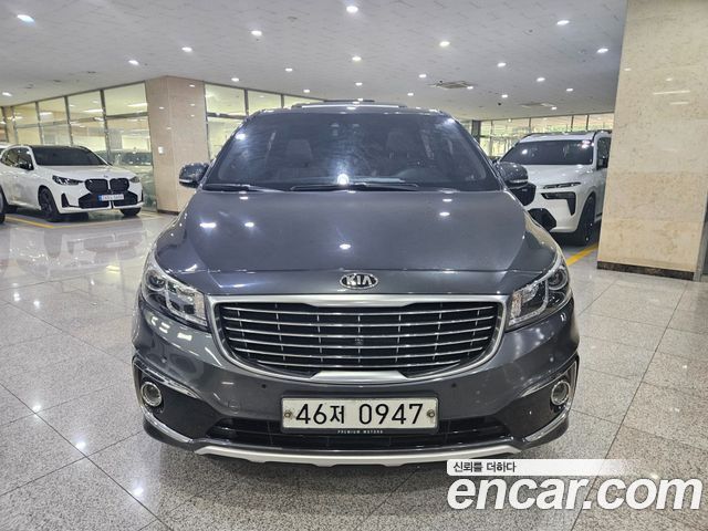 Kia Canival 2016 — photo 2