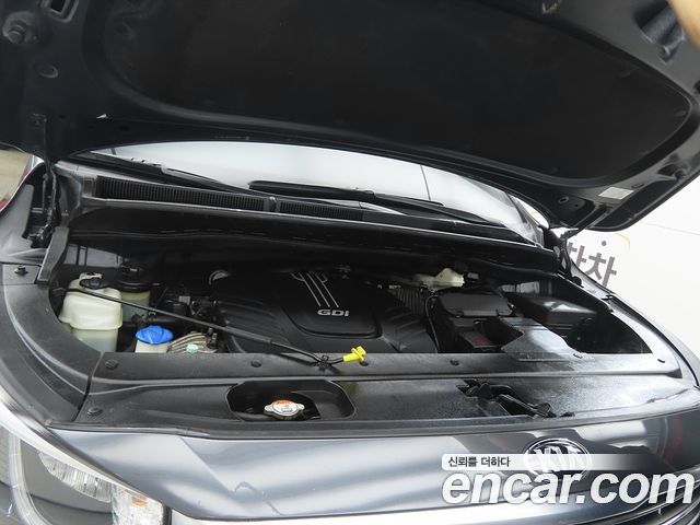 Kia Canival 2016 — photo 19