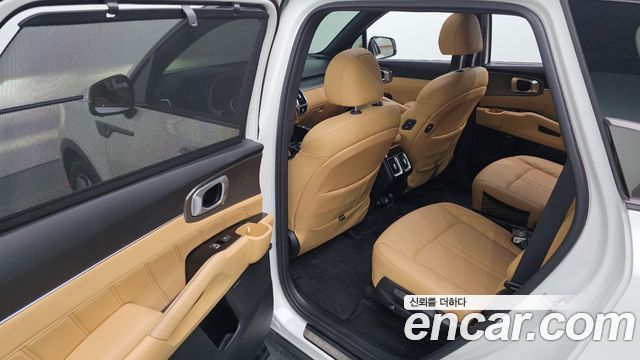 Kia Sorento 2021 — photo 16
