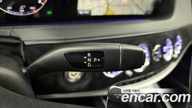 Mercedes-Benz S-Class 2018 — photo 12