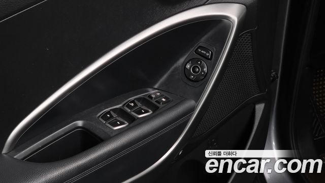 Hyundai Santafe 2014 — photo 22