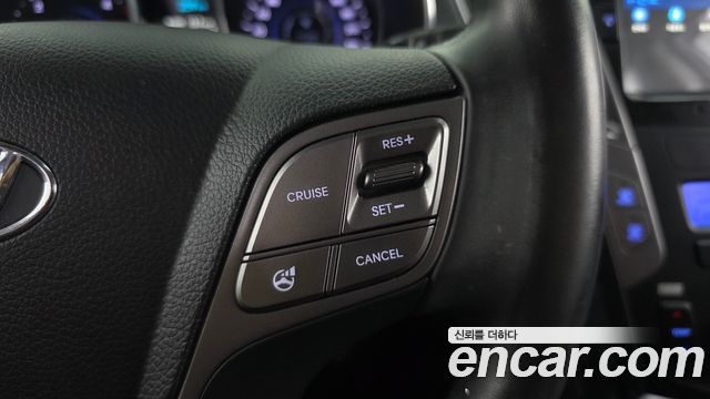 Hyundai Santafe 2014 — photo 23