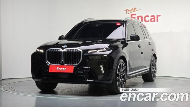 BMW X7 2025 — photo 1
