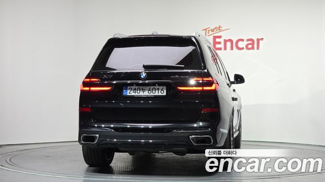BMW X7 2025 — photo 4