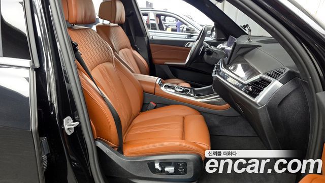 BMW X7 2025 — photo 17