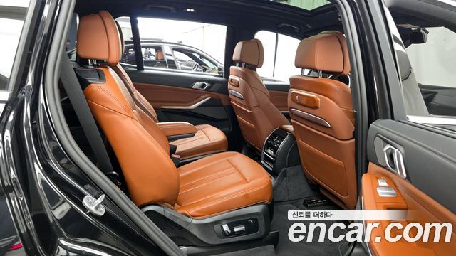 BMW X7 2025 — photo 18