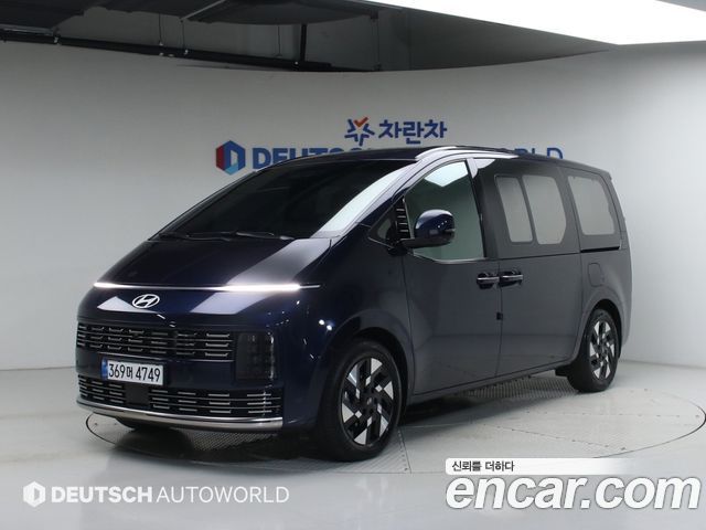 Hyundai Staria 2026 — photo 1
