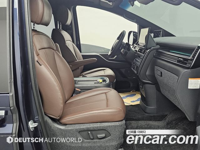 Hyundai Staria 2026 — photo 10