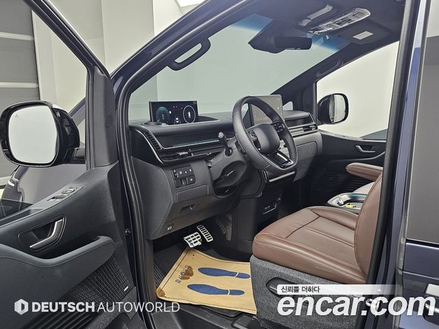 Hyundai Staria 2026 — photo 11