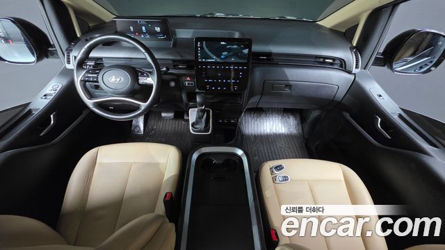 Hyundai Staria 2023 — photo 10