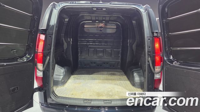 Hyundai Staria 2023 — photo 21