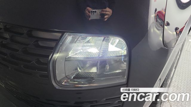 Hyundai Staria 2023 — photo 8