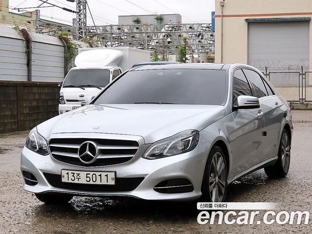Mercedes-Benz E-Class 2014 — photo 2