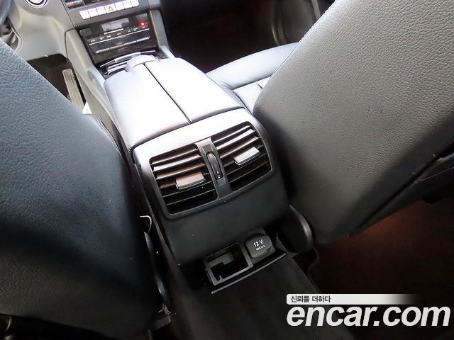 Mercedes-Benz E-Class 2014 — photo 16