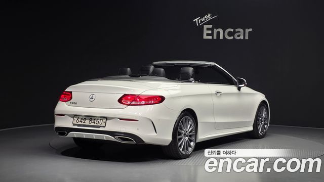Mercedes-Benz C-Class 2017 — photo 2