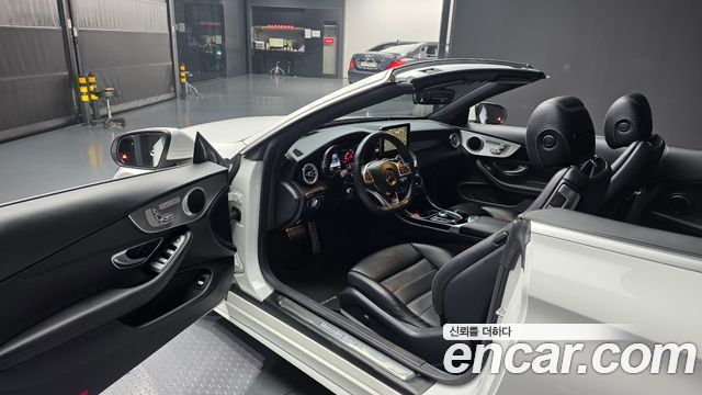 Mercedes-Benz C-Class 2017 — photo 13