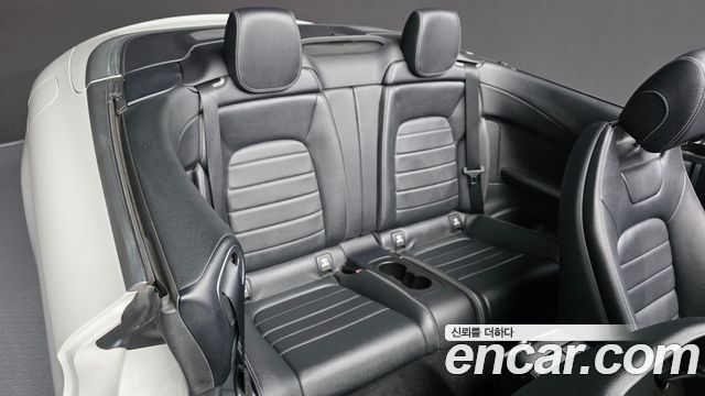 Mercedes-Benz C-Class 2017 — photo 18