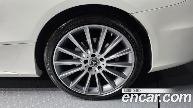 Mercedes-Benz C-Class 2017 — photo 7