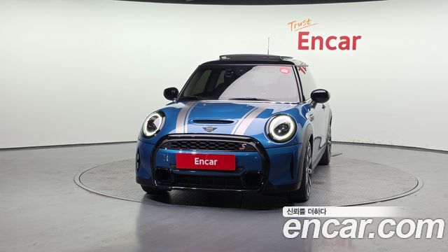 Mini Cooper 2022 — photo 3