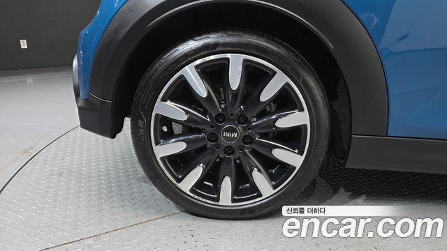 Mini Cooper 2022 — photo 5