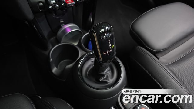 Mini Cooper 2022 — photo 12