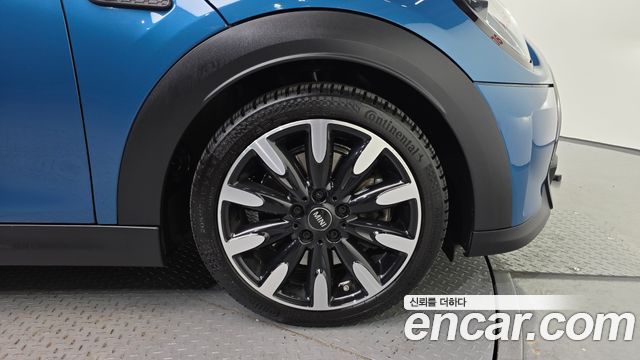 Mini Cooper 2022 — photo 7