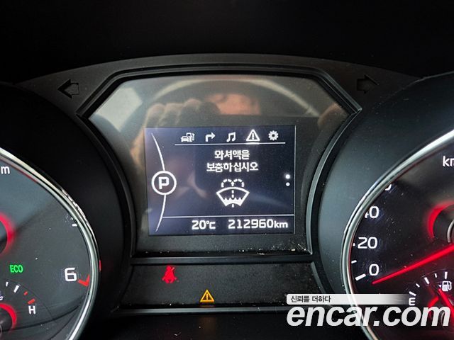 Kia Canival 2016 — photo 8