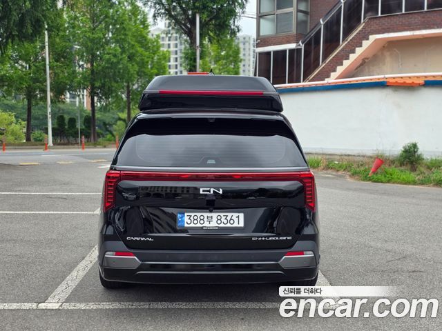 Kia Canival 2024 — photo 4