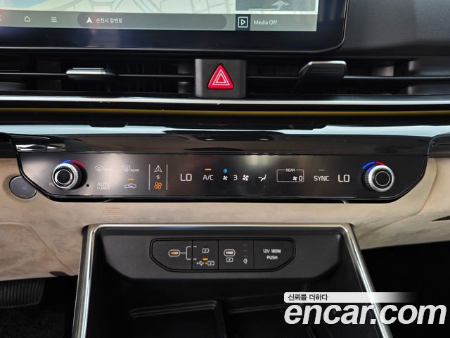 Kia Canival 2024 — photo 12