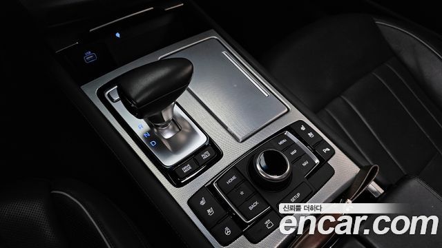 Genesis G80 2019 — photo 12